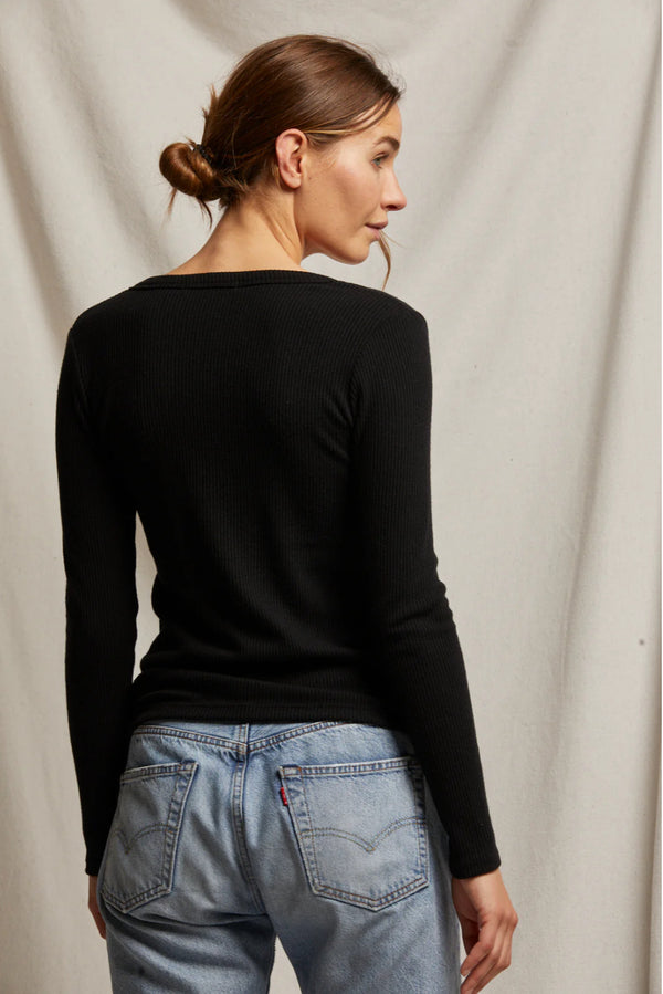 Evangeline Sweater Rib V-Neck Long Sleeve Top In True Black