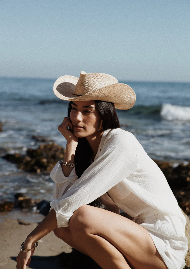 The Favorite Shirt In White - Romantiques