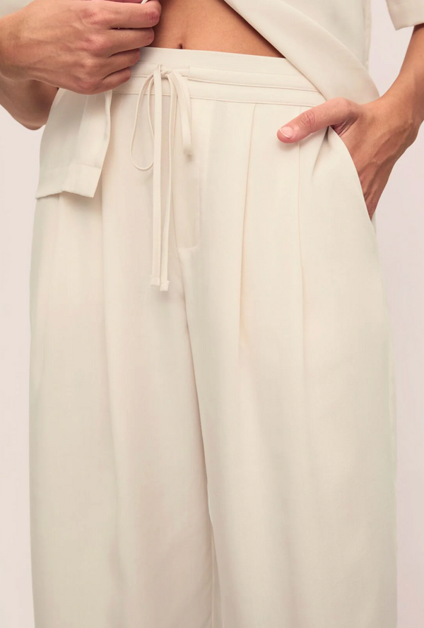 Tencel Woven Relaxed Pant in Ecru - Romantiques